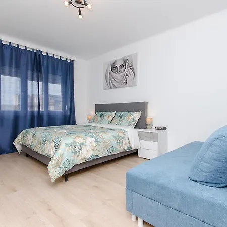 Apartament Blue Moon *