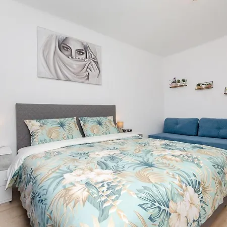 Blue Moon * 스플리트